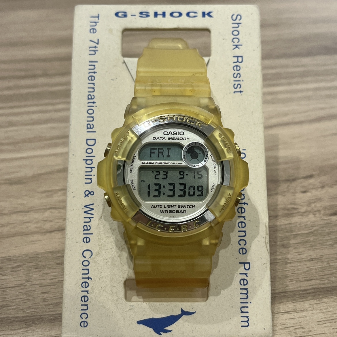 G-SHOCK DW-9200K-7T 第7回国際イルカ・クジラ会議 限定 - 時計